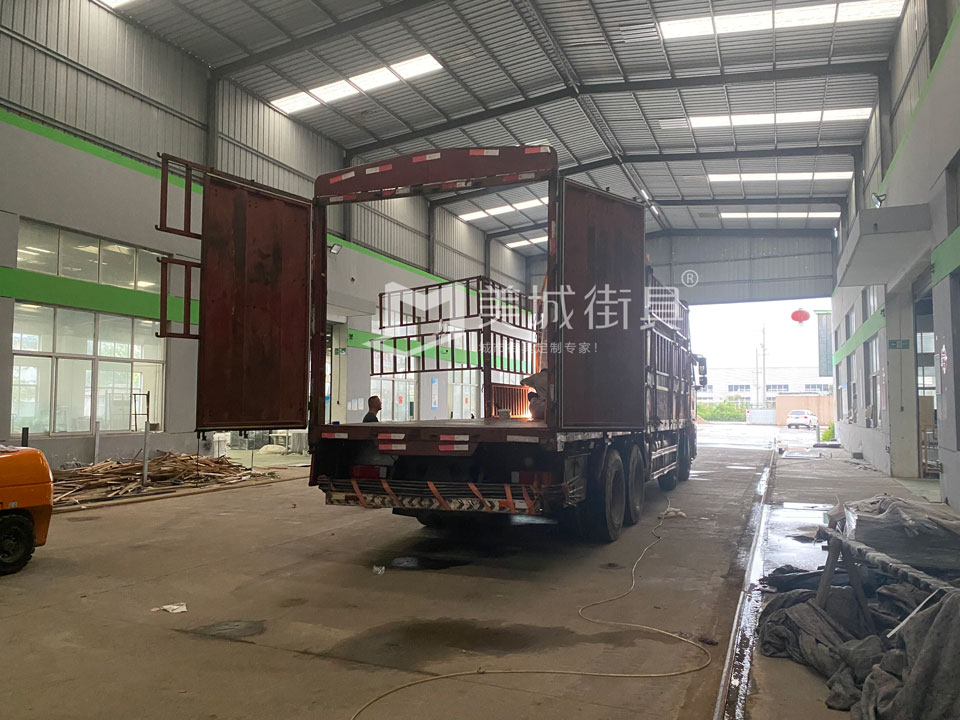 2022.8.30美城街具供應甘肅定西候車亭發(fā)貨記錄 2022.8.30美城街具供應甘肅定西候車亭發(fā)貨記錄